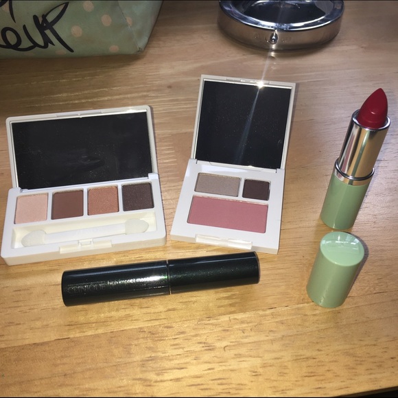 brand new Clinique Bundle