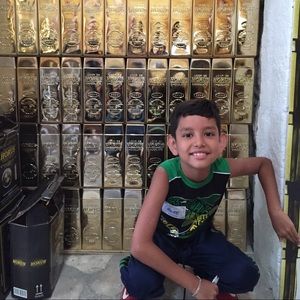 Meet your Posher, Cory