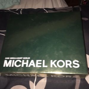 MICHAEL KORS LOTION // PERFUME SET