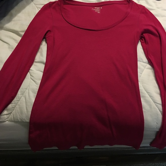 Long-sleeved pink T