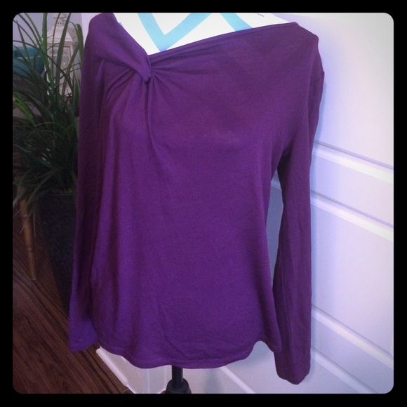 Excellent condition shirt