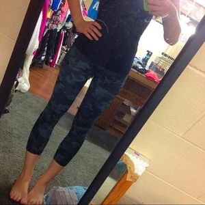 New Camo leggings nwt xs