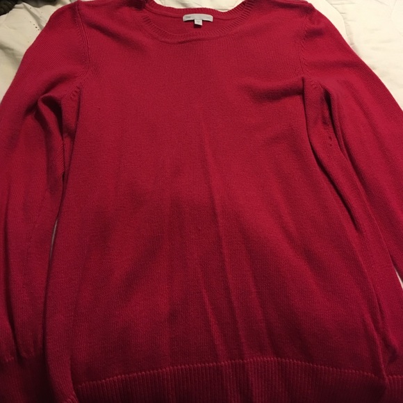 Long sleeved sweater