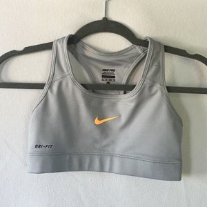 Nike Pro Sports Bra