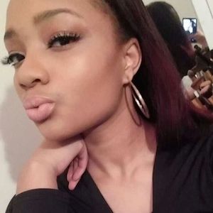 Meet your Posher, Keona