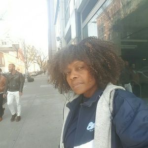 Meet your Posher, Alice