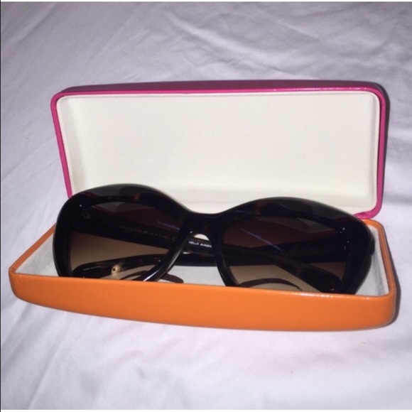 Kate Spade sunglasses 😎 in really great condition