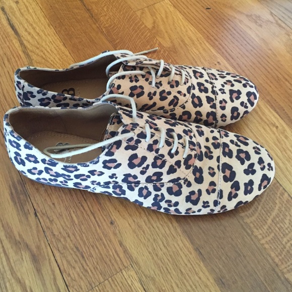 Gianni Bini Cheetah Print Shoes