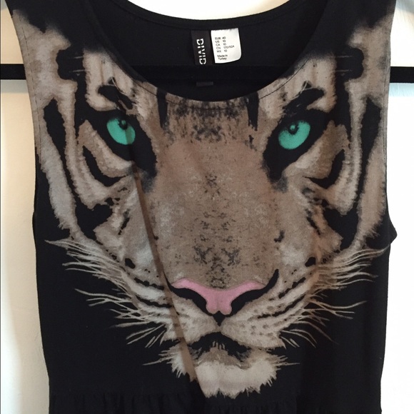 H&M Tiger eye black dress - Picture 2 of 3