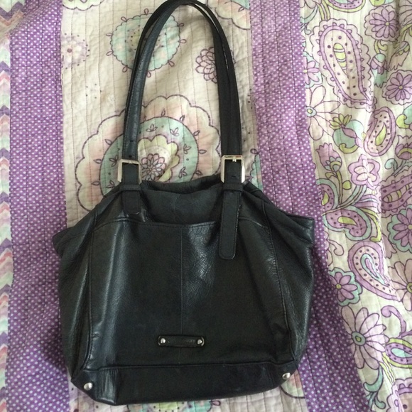 b makowski black leather tote