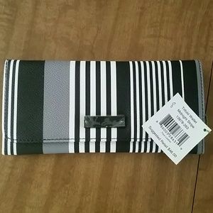 BNWT Vera Bradley Wallet