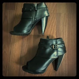 🌷Nine West Black Heels🌷