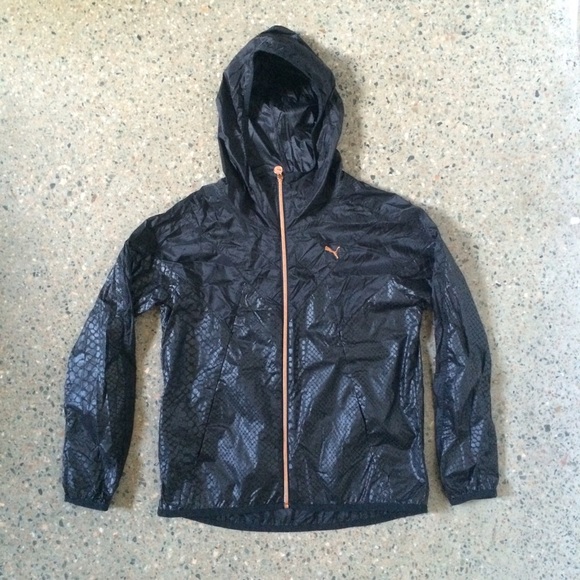 Lightweight Puma windbreaker with rose gold zipper