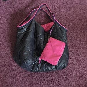 Reversible tote with detachable clutch