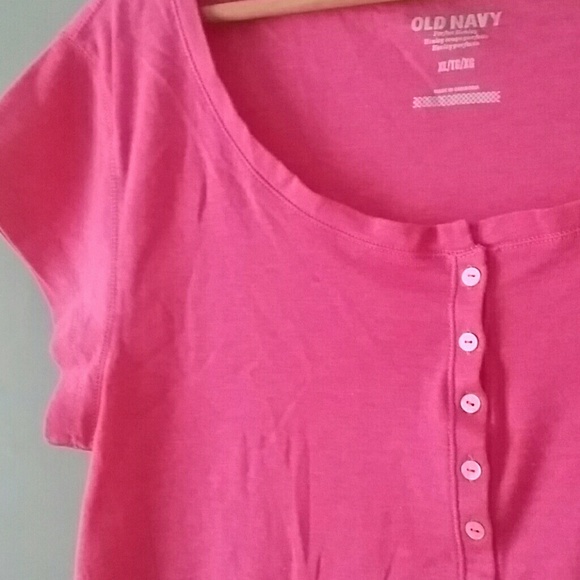 Old Navy Tee - Picture 2 of 4