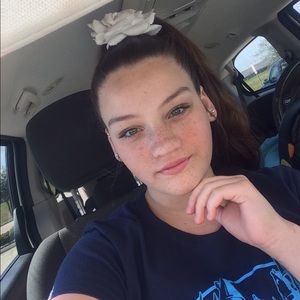 Meet your Posher, Bella