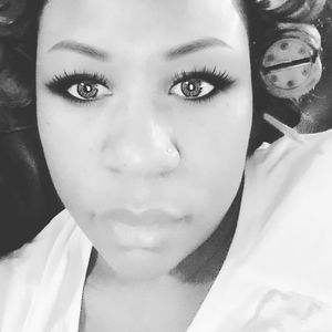 Meet your Posher, Carla