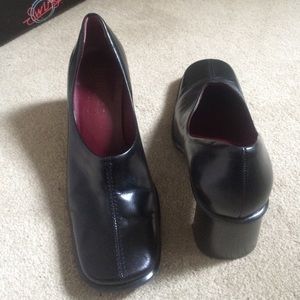 Franco Sarto black casual shoes. Size 7 1/2 M
