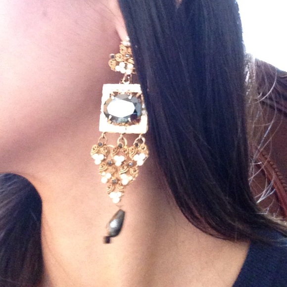 Jewlery - Picture 4 of 4