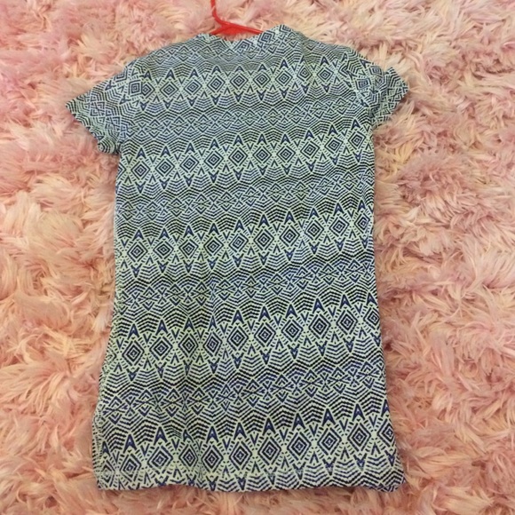 tribal Aeropostale t-shirt - Picture 2 of 3