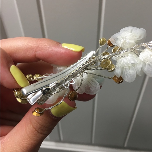 Wedding/prom hair clip - Picture 3 of 4