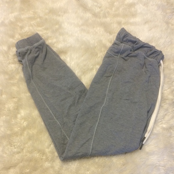 lululemon grey sweats