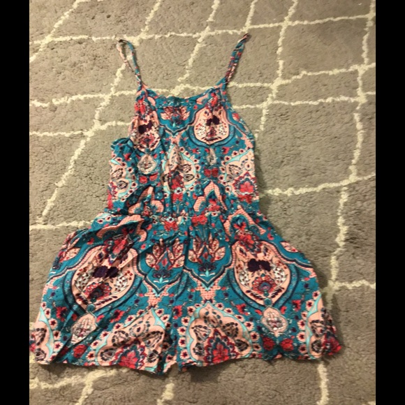 Paisley romper with pockets