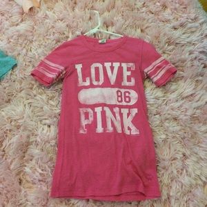 medium length PINK t-shirt
