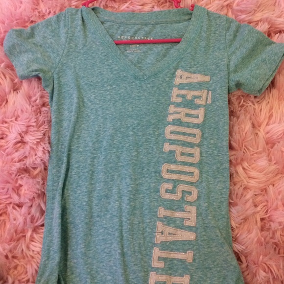 t-shirt only worn once - Picture 1 of 2