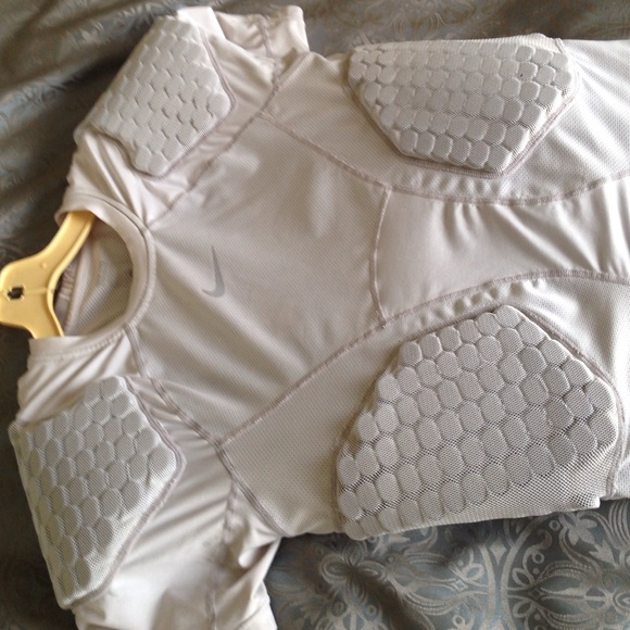 Men's Nike pro combat hyper strong padded shirt