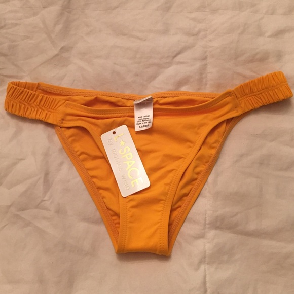 L space bottom swimsuit