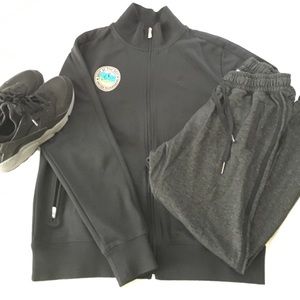 Nike men's track sweater