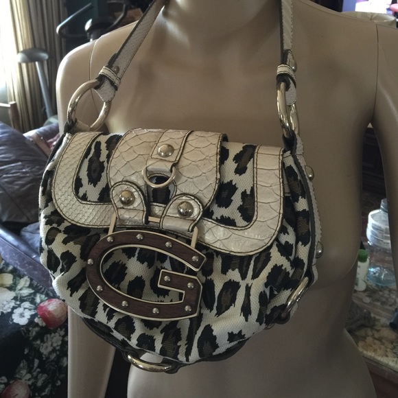 Guess purse
