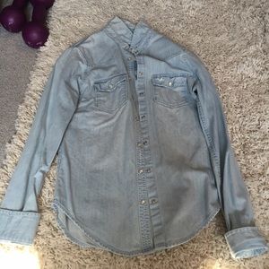 Hollister Jean Shirt!