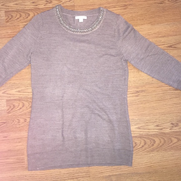 New York & company light sweater