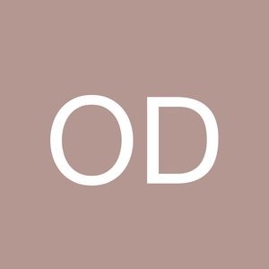 Meet your Posher, Oona