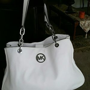 Michael kors Authentic bag.