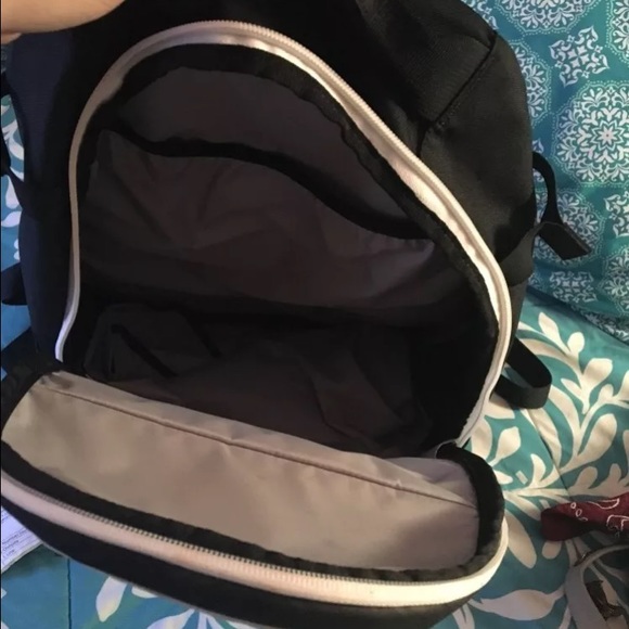 Nike Backpack - Picture 4 of 4