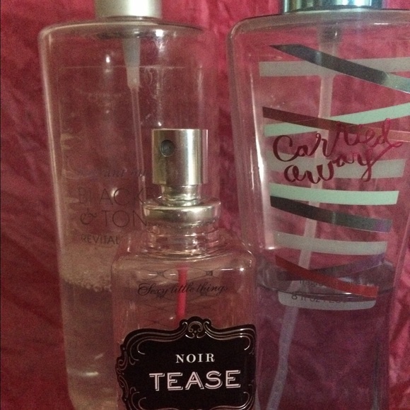 Beauty bundle Carried away NOIR TEASE Blackbrry VS