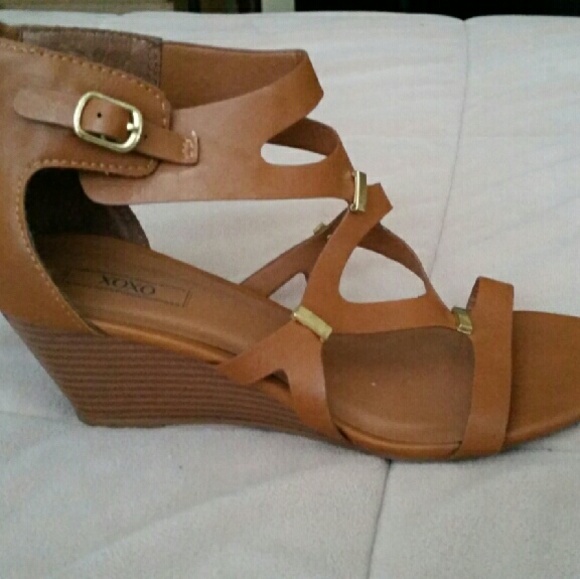 Cute mini heeled sandals