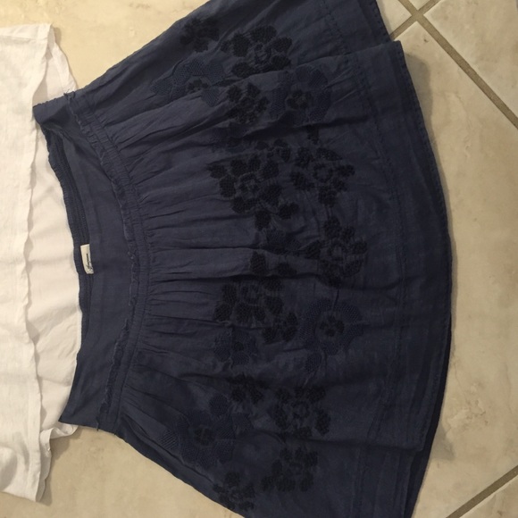 American Eagle skirt - Picture 2 of 4
