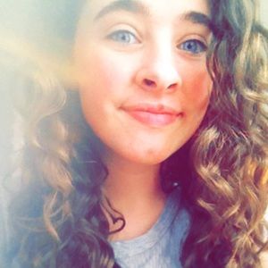 Meet your Posher, Abbey