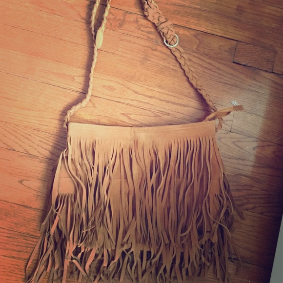 Fringe tote