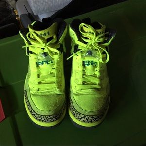 Air Jordan neon yellow shoes