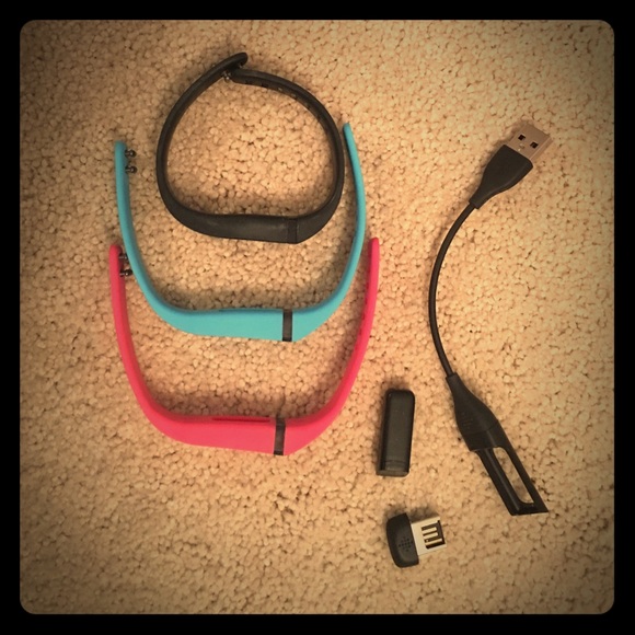 Fitbit Flex + 3 small wristbands