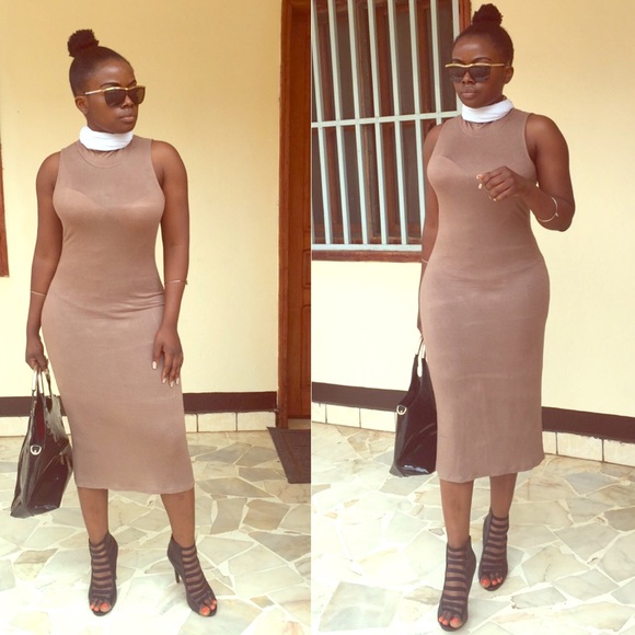 Body con nude dress - Picture 1 of 3