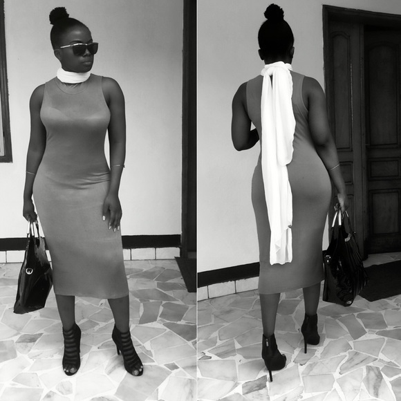 Body con nude dress - Picture 3 of 3