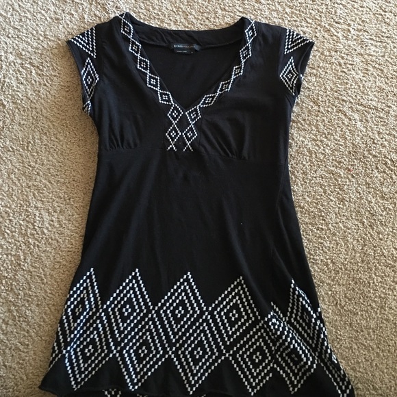 Black and white top