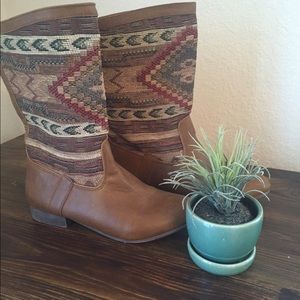 Santa Fe tribal/ camel colored boots