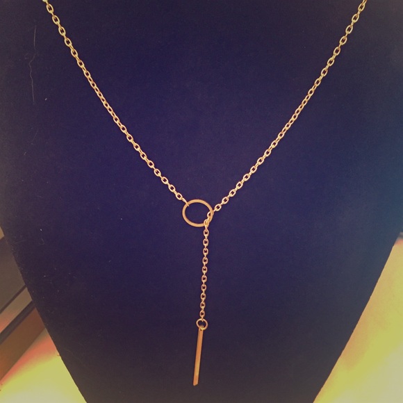 Bar pendant necklace